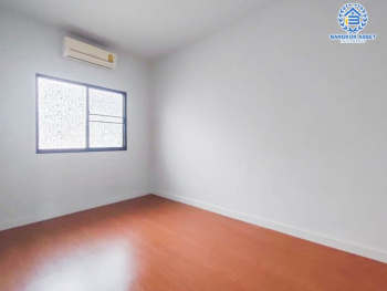 *****ทาวน์เฮ้าส์มือสองนนทบุรี ม.โมดิวิลล่า ปิ่นเกล้า-กาญจนาภิเษก เนื้อที่เกือบ 19 ตร.ว. ฟังก์ชัน 3 ห้องนอน 2 ห้องน้ำ สามารถจอดรถได้ 1 คัน เดินทางสะดวก เชื่อมต่อ ถ.กาญจนาภิเษก ถ.กาญจนาภิเษก, ถ.นครอินทร์, ถ.ราชพฤกษ์ จองด่วน!